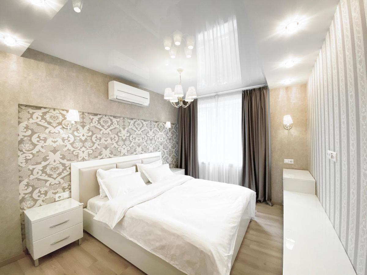 2-Bedroom Apartment Most City Area, Ekaterynoslav Square Dnepropetrovsk Exterior foto
